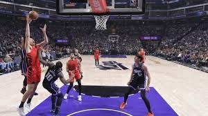 文班亚马生涯前100场命中的三分竟多于库里！